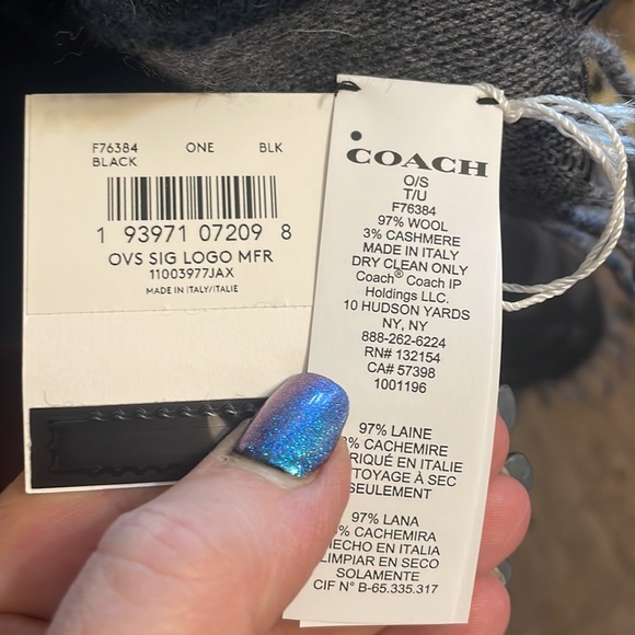 NWT Coach Logo Scarf - Picture 4 of 4